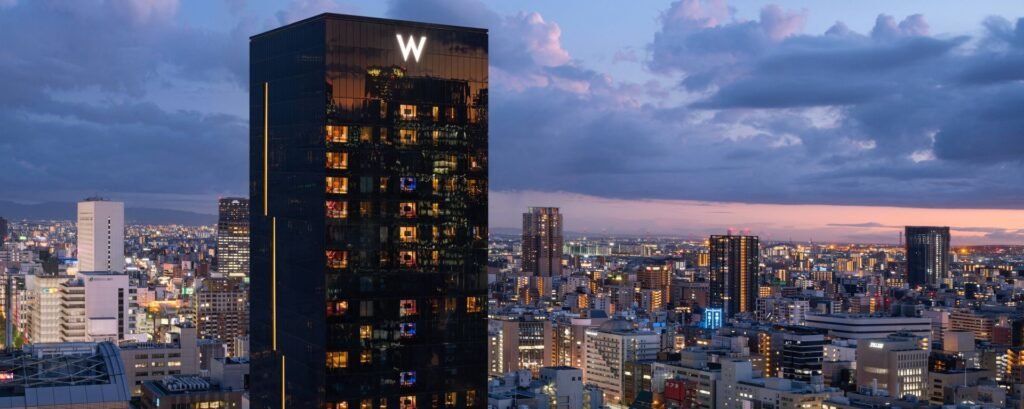 wh osaow exterior twilight 37011 feature hor